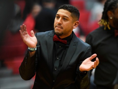 Reading High boys basketball coach Rick Perez has a 251-73 career record. (BILL UHRICH — READING EAGLE) 雷丁高中男子篮球教练里克·佩雷斯的职业生涯战绩为251胜73负。(bill uhrich -读鹰)